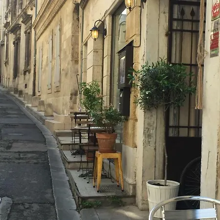 7 En Arles